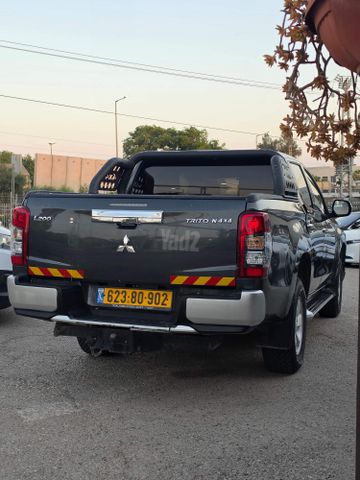 מיצובישי טרייטון / L200