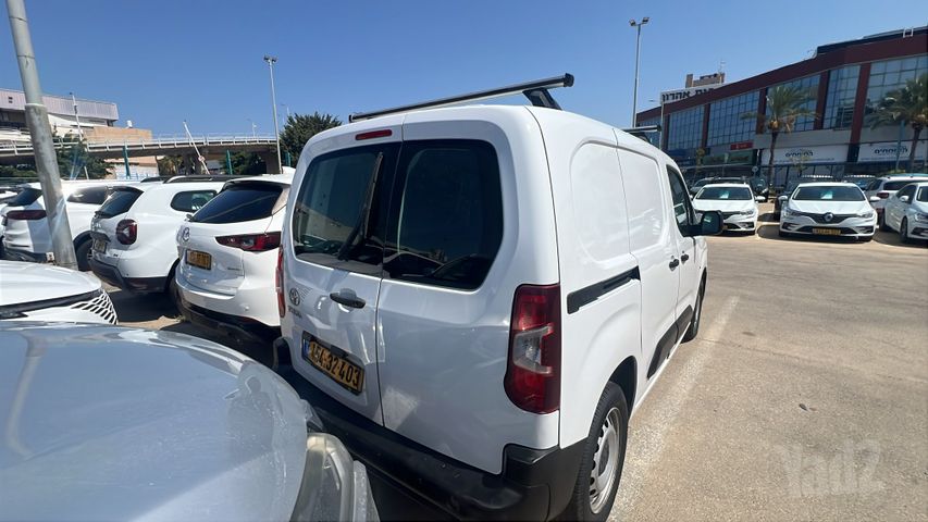 טויוטה פרואייס סיטי