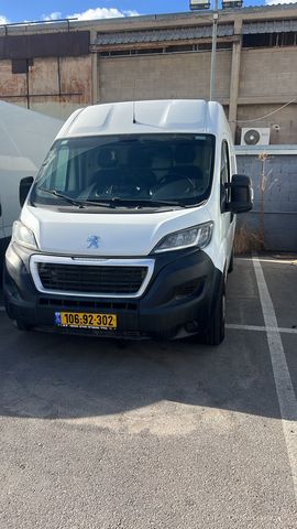 פיג'ו בוקסר