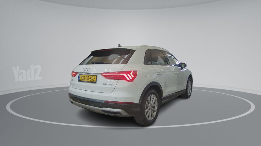 אאודי Q3