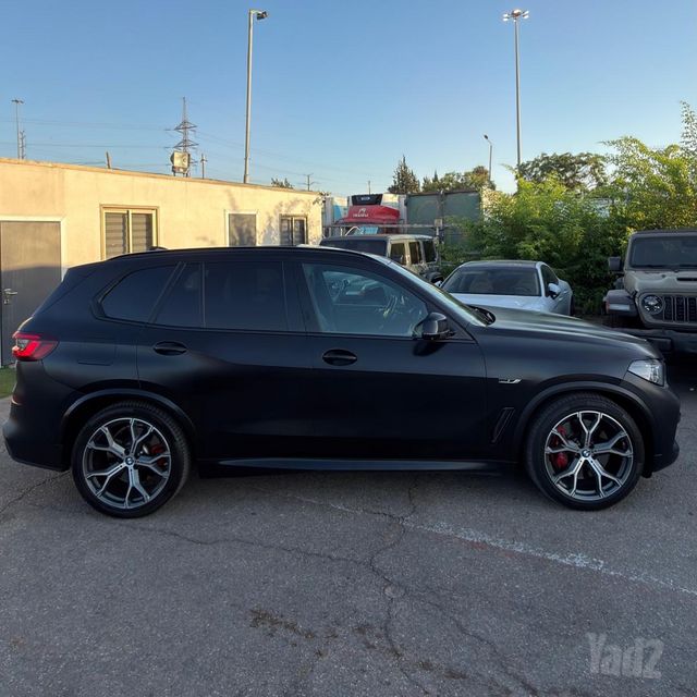 ב מ וו X5