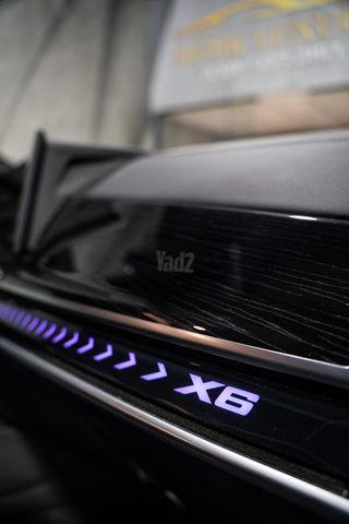 ב מ וו X6