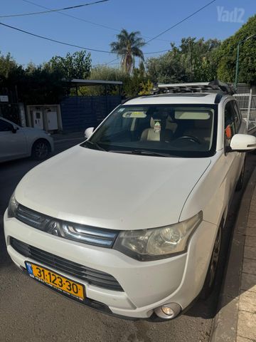 מודעת רכב מיצובישי אאוטלנדר