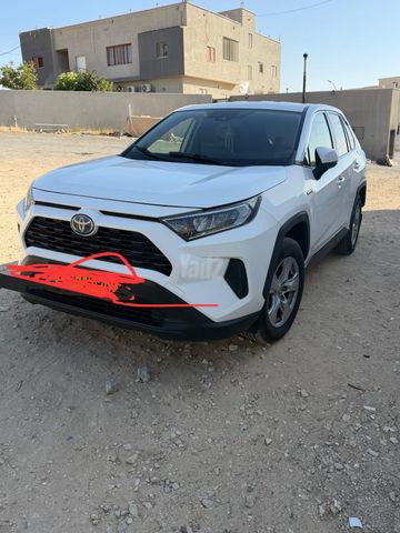 טויוטה RAV4