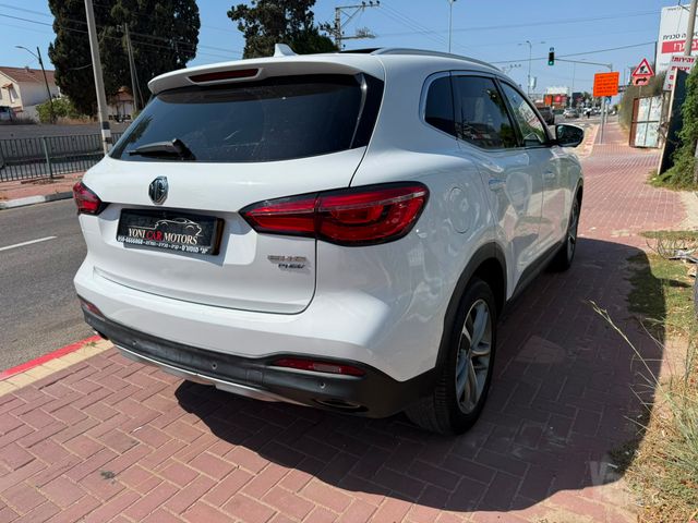 אם ג'י EHS PHEV