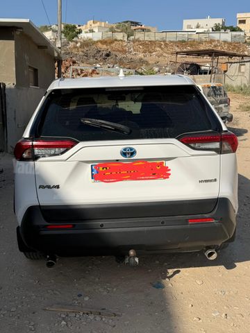 טויוטה RAV4