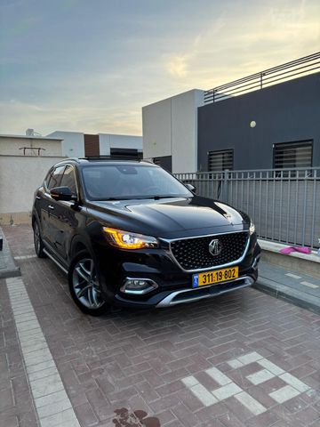 מודעת רכב אם ג'י EHS PHEV