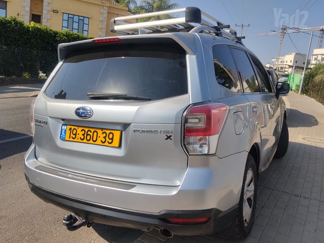 סובארו פורסטר