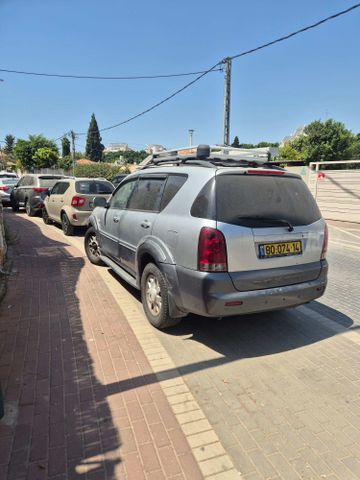 מודעת רכב סאנגיונג רקסטון
