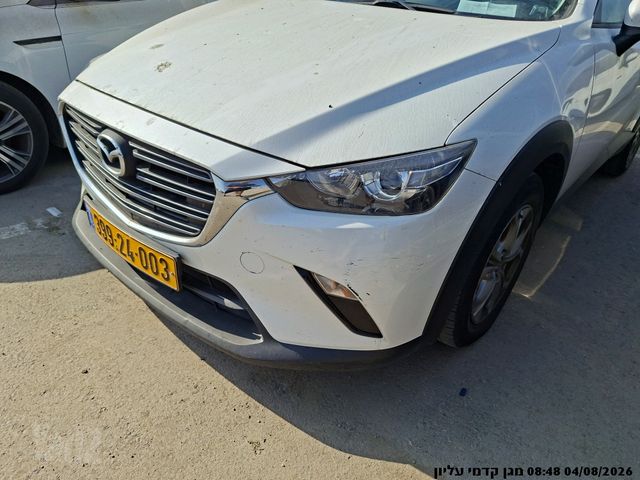 מודעת רכב מאזדה CX-3