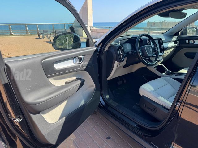 וולוו XC40
