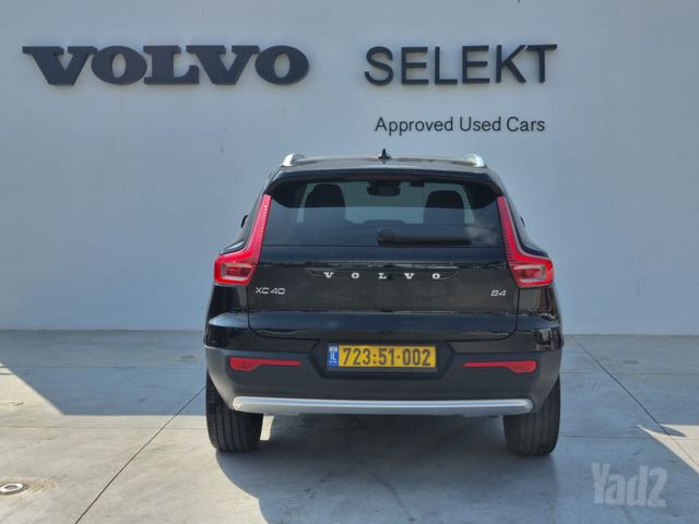 וולוו XC40