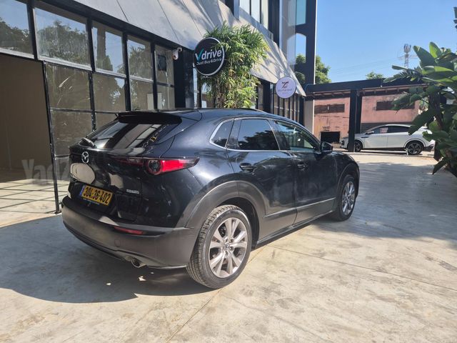 מאזדה CX-30