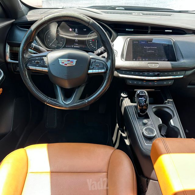 קאדילק XT4