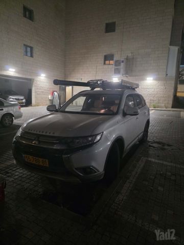 מיצובישי אאוטלנדר