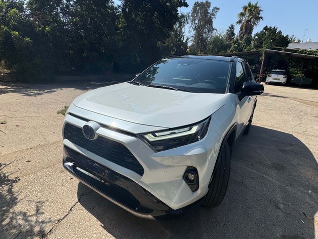 מודעת רכב טויוטה RAV4