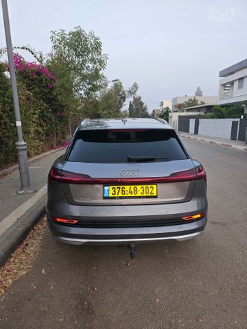 אאודי E-tron