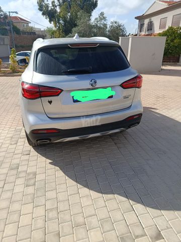 אם ג'י EHS PHEV