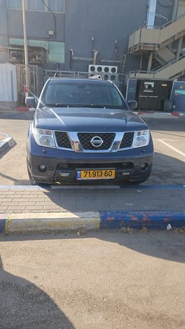 פאת'פיינדר 4X2 SE אוט׳ 2.5 (171 כ״ס)