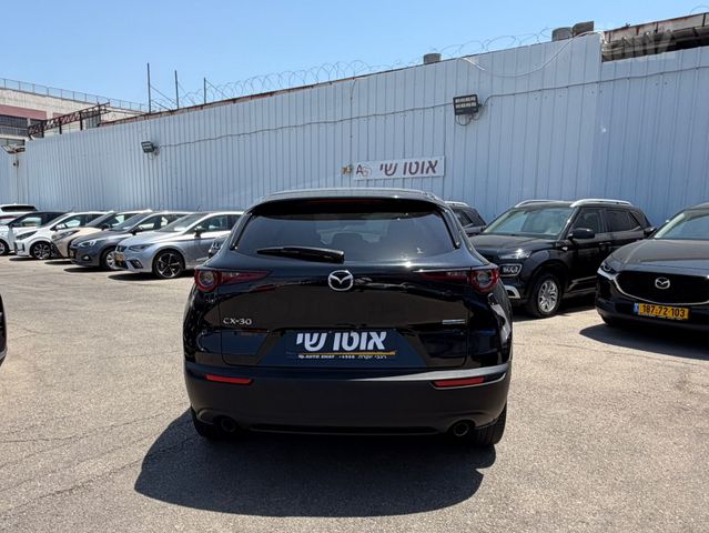 מאזדה CX-30