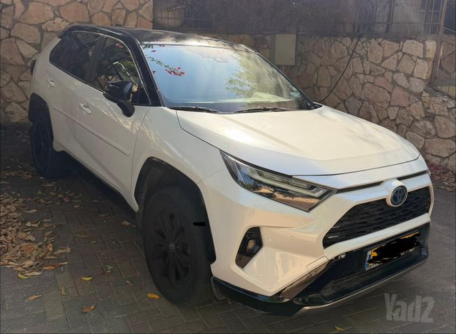 מודעת רכב טויוטה RAV4