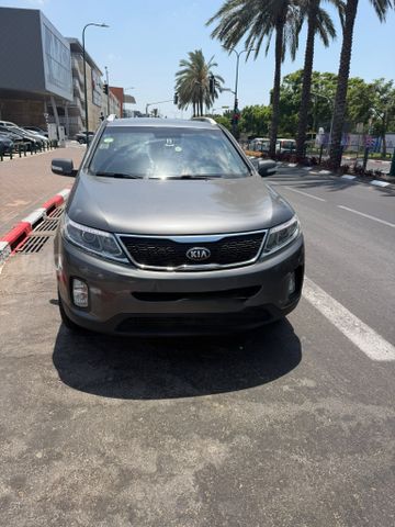 מודעת רכב קיה סורנטו