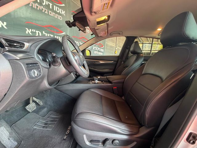 אינפיניטי QX50