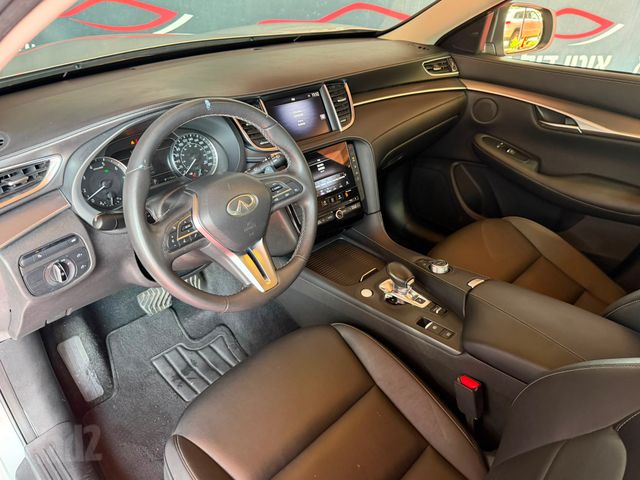 אינפיניטי QX50