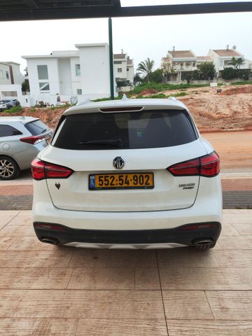 אם ג'י EHS PHEV