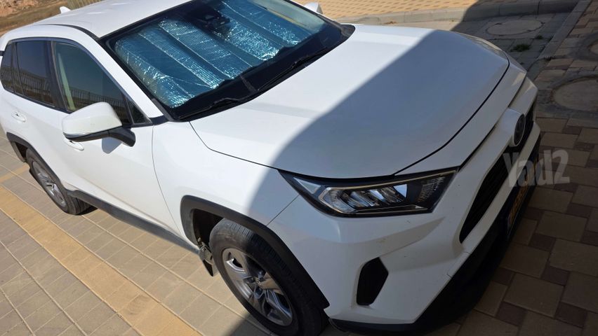 טויוטה RAV4
