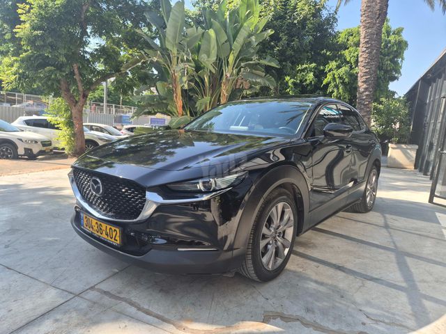 מאזדה CX-30