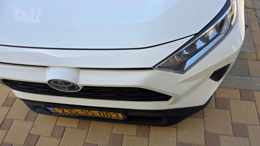 טויוטה RAV4