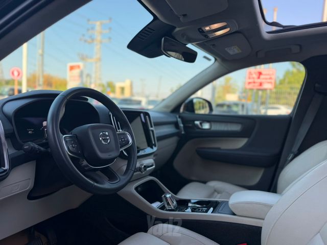 וולוו XC40