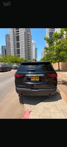 שברולט טראוורס