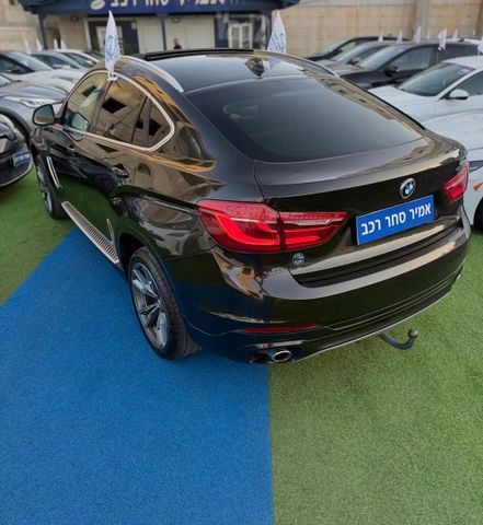 ב מ וו X6