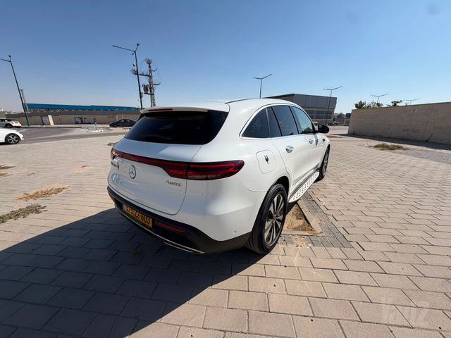 מרצדס-בנץ EQC