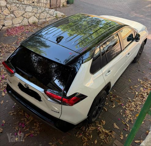 טויוטה RAV4