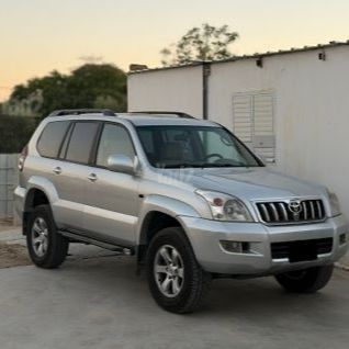 לנד קרוזר Luxury אוט׳ בנזין 8 מק 5 דל 4.0 (250 כ״ס)