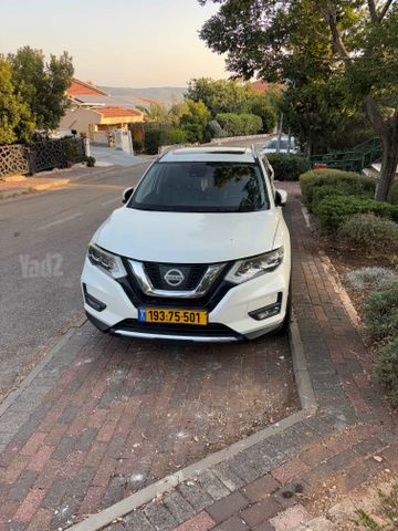 ניסאן אקס טרייל