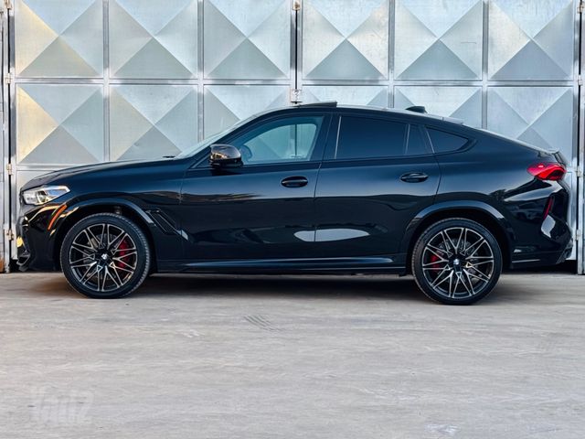ב מ וו X6 M