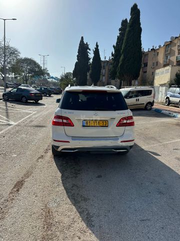 מודעת רכב מרצדס-בנץ ML