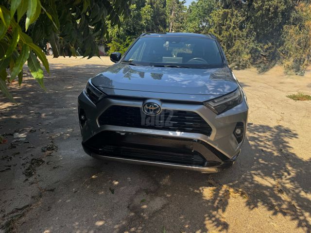 טויוטה RAV4