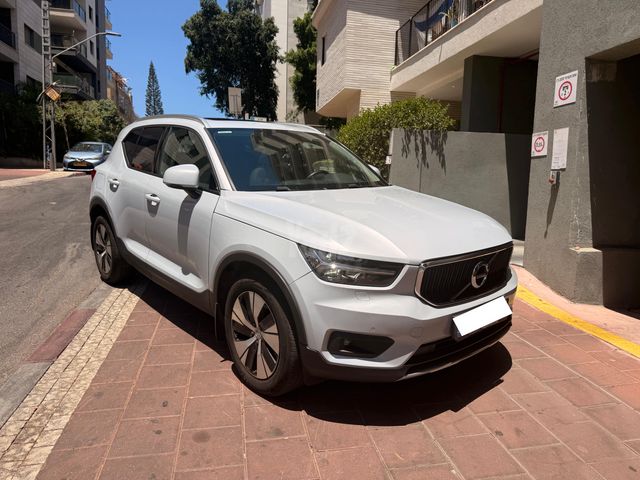 וולוו XC40