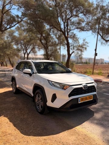 מודעת רכב טויוטה RAV4