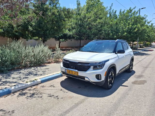 קיה סלטוס