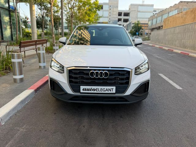 אאודי Q2