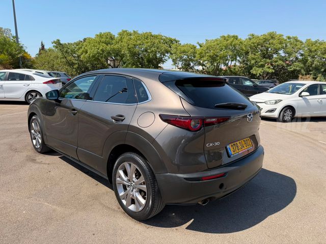 מאזדה CX-30
