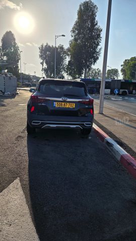 קיה סלטוס