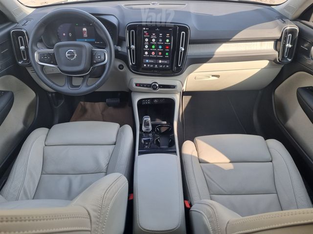 וולוו XC40