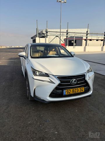 מודעת רכב לקסוס NX